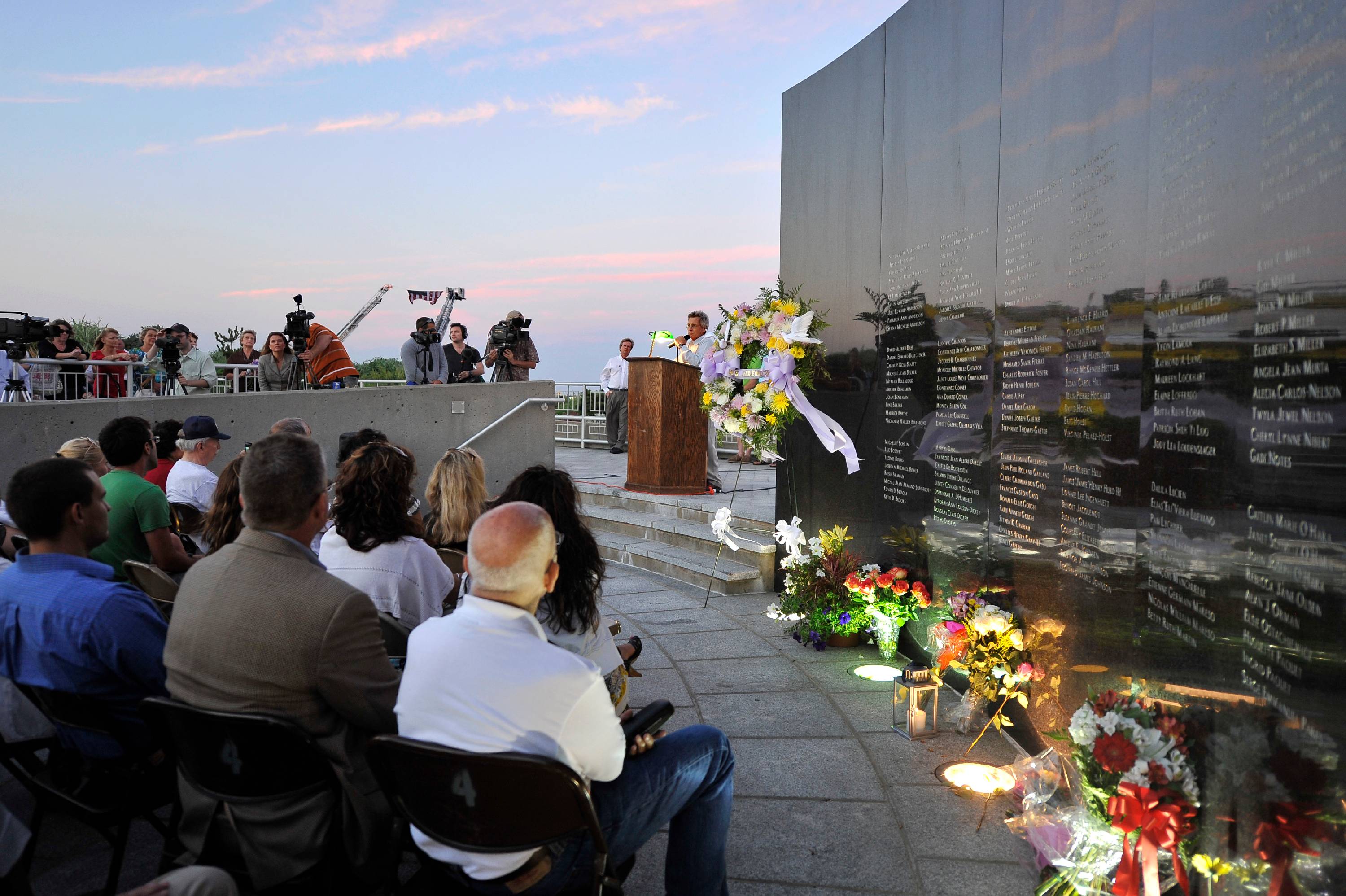 TWA Flight 800 victims' families still hurt 25 years after explosion